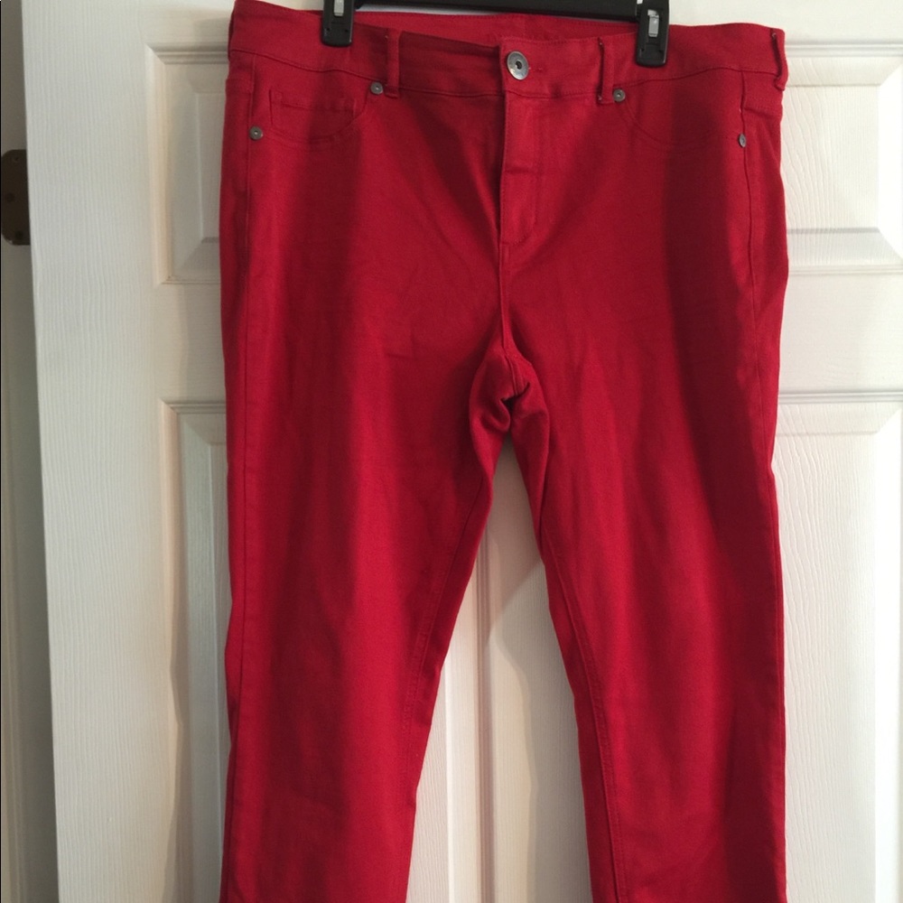 Maurice’s red stretch denim pants